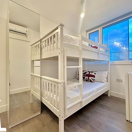 264 Rooms Лондон Екстер'єр фото